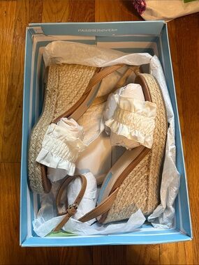 Draper James White Ruffle Wedge Espadrilles with Tan Straps Abigail White 7.5